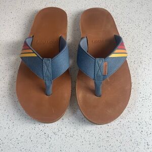 Men’s size 9 Hari Mari Sandals